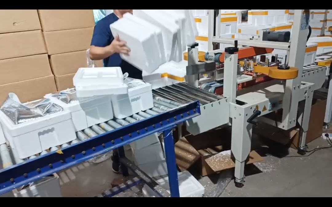 智能泡沫箱打包機 快遞物流與食品、電子產品的打包解決方案